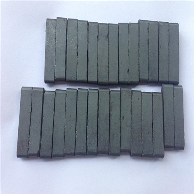 What are the different types of magnetic switches using permanent magnets?